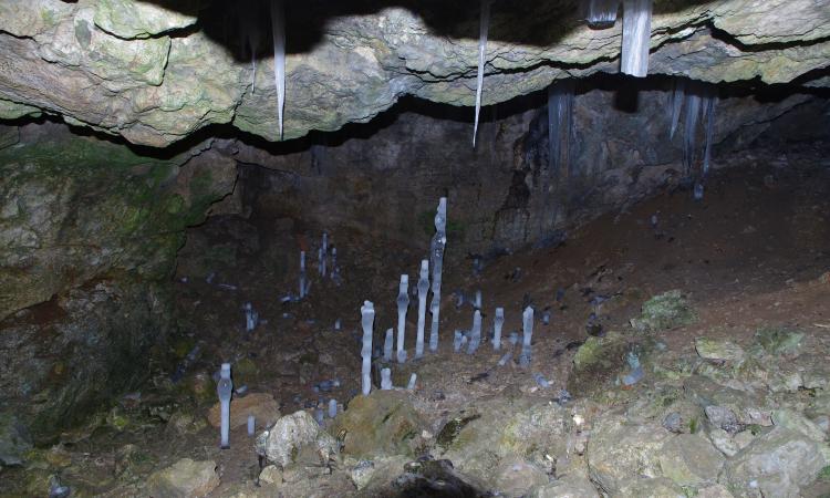 Пещера Виашерская (Кизеловская) изнутри