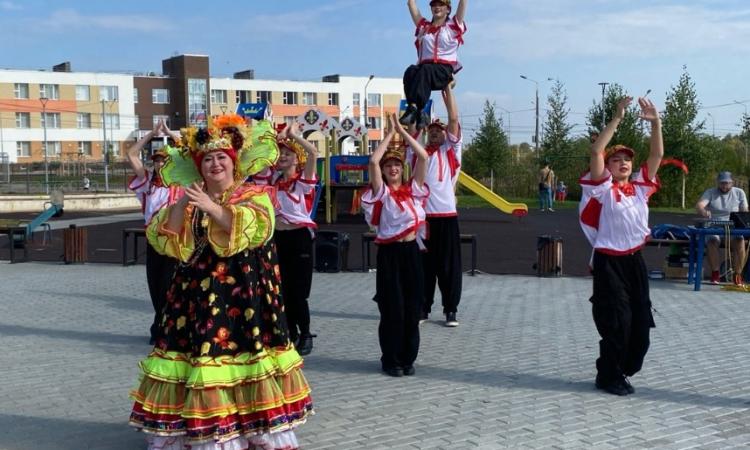 Для гостей праздника подготовили творческие номера