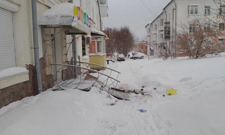 Обрушился балкон