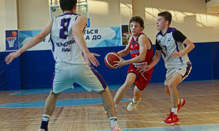 В атаке Даниил Федосеев