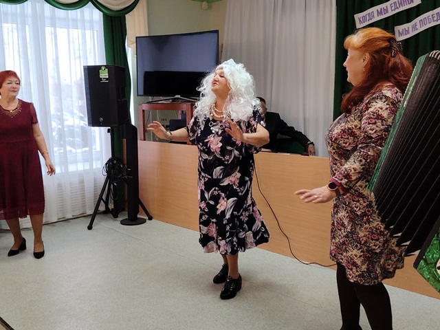 Медсестра лаборант. Фельдшер лаборант. Кдл медсестры. Фельдшер лаборант. Нюрбинская црб лаборатория.